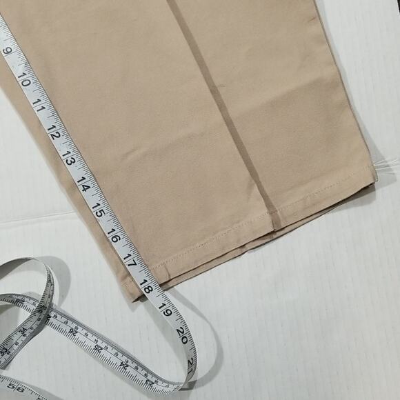 Cato Khaki‎ Capris Plus Size 14 - Picture 3 of 8